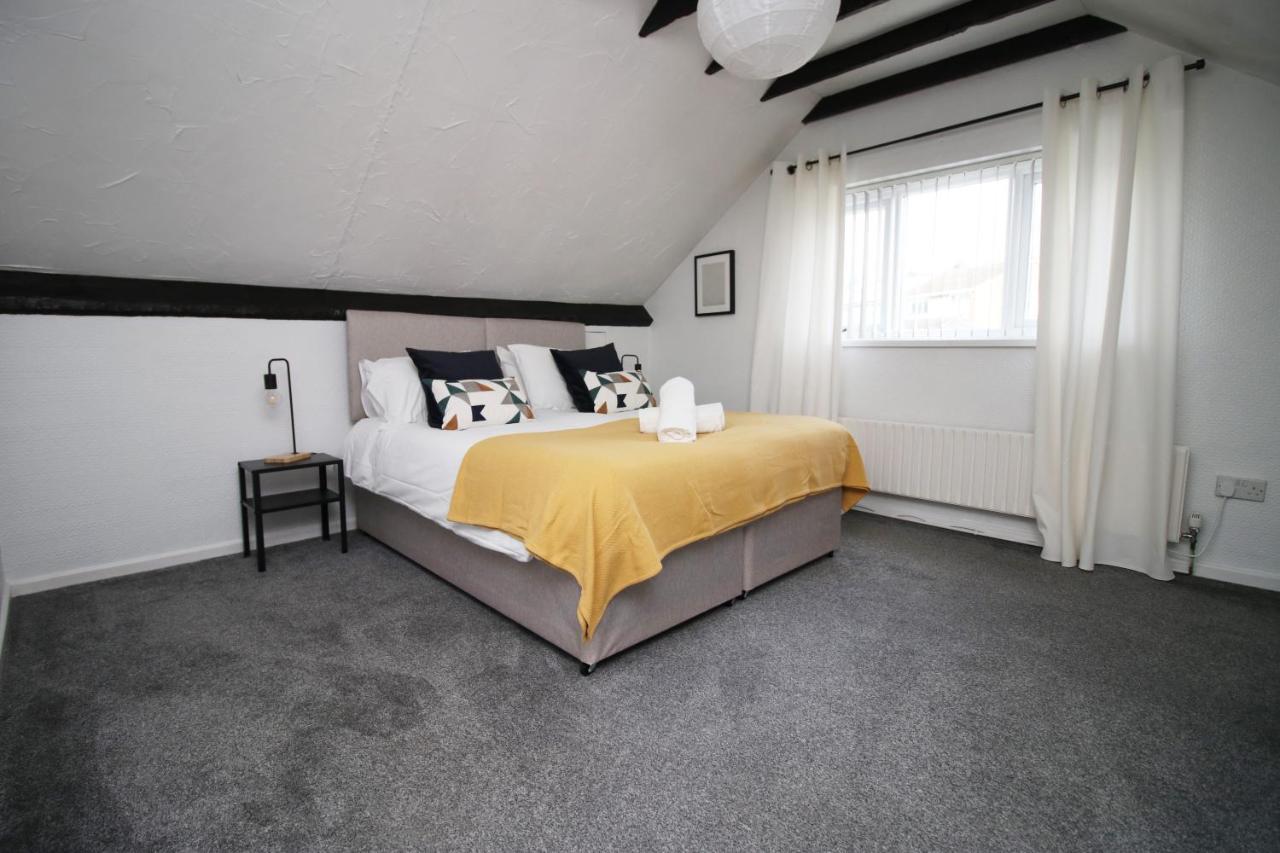 Becky'S Bungalow By Ty Sa -Spacious 4 Bed Bungalow Cardiff Eksteriør billede